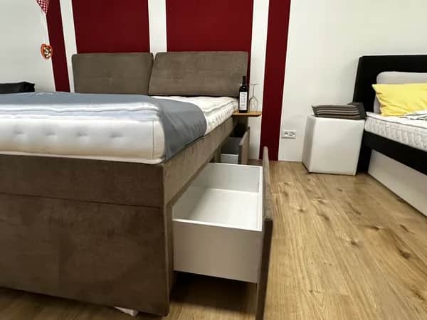 Massgefertigtes Boxspringbett in Zürich kaufen
